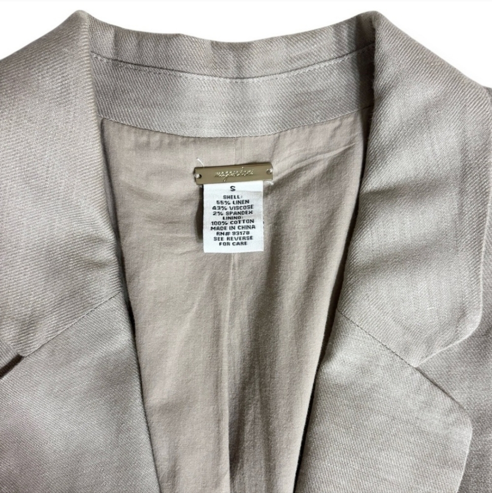 MAGASCHONI Grey Single Button Linen Blend Blazer with Pleated Sleeve - Picture 7 of 7